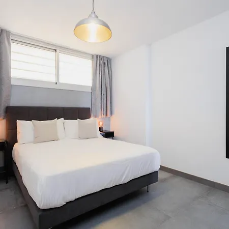 Modern 2 Bed Sea View Pool Access Costa Adeje (Tenerife)