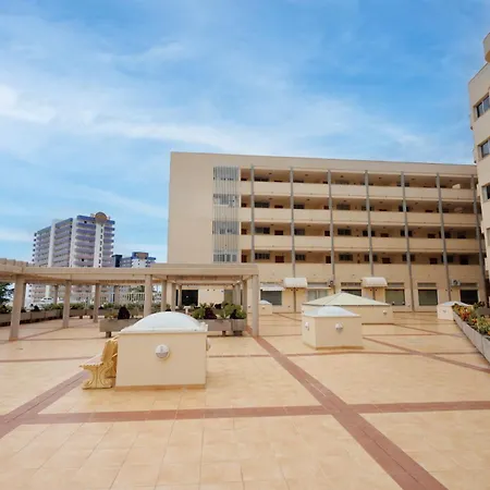 Modern 2 Bed Sea View Pool Access * أذيخي