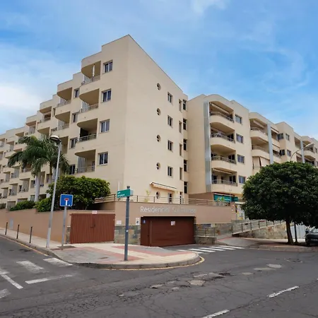 Modern 2 Bed Sea View Pool Access * أذيخي