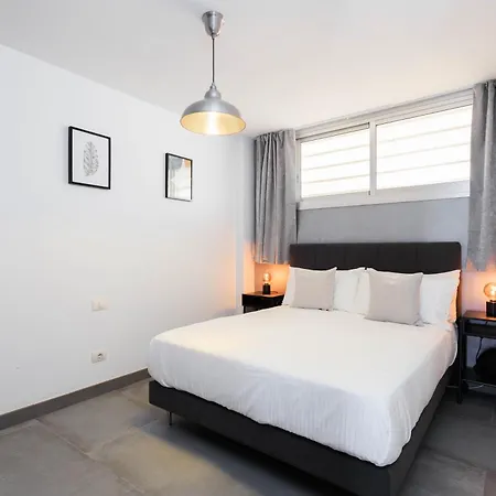 Modern 2 Bed Sea View Pool Access * أذيخي